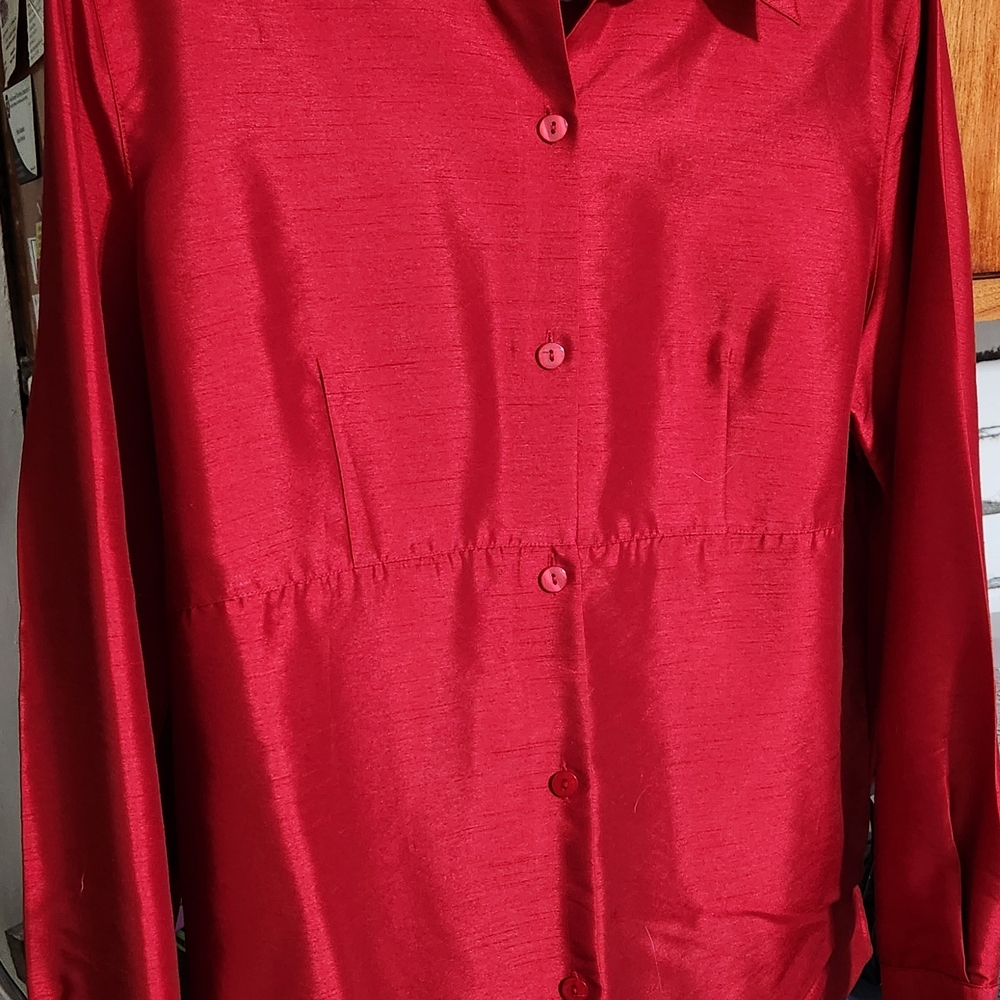 Laura Scott Red Button-Up Blouse